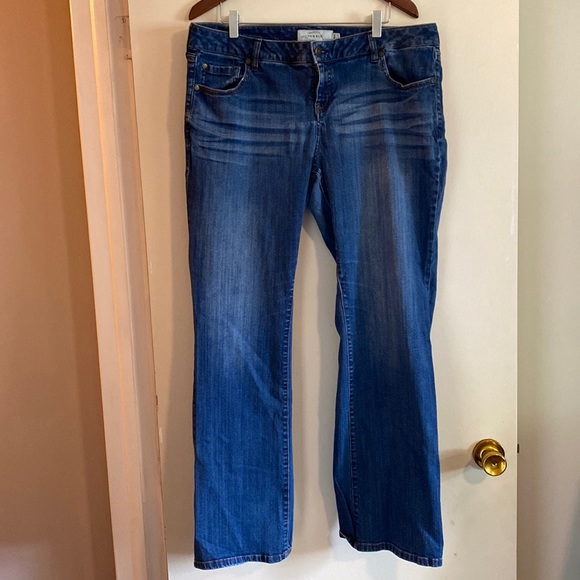 Bootcut Denim Jean size 16R Torrid